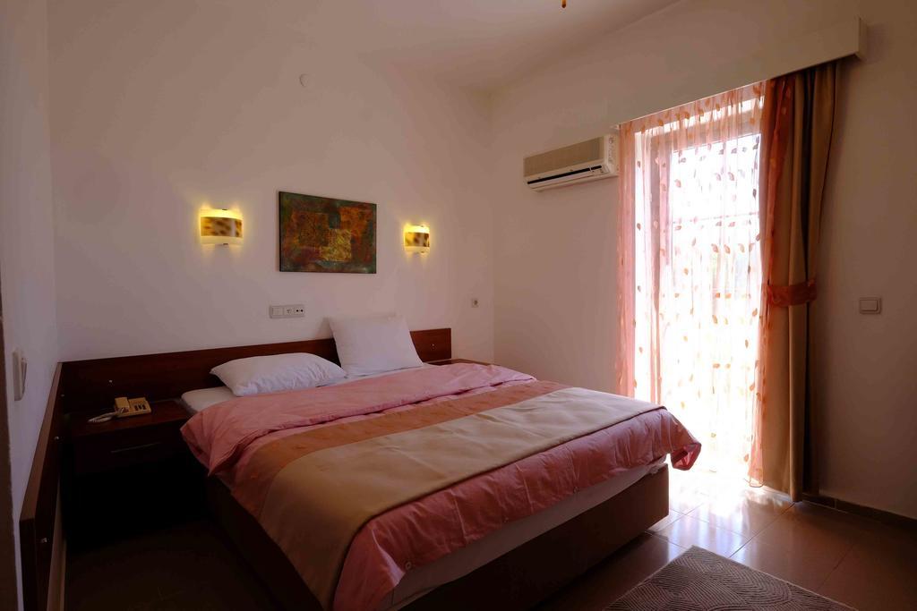 Flying Dutchman Hotel Олудениз Номер фото